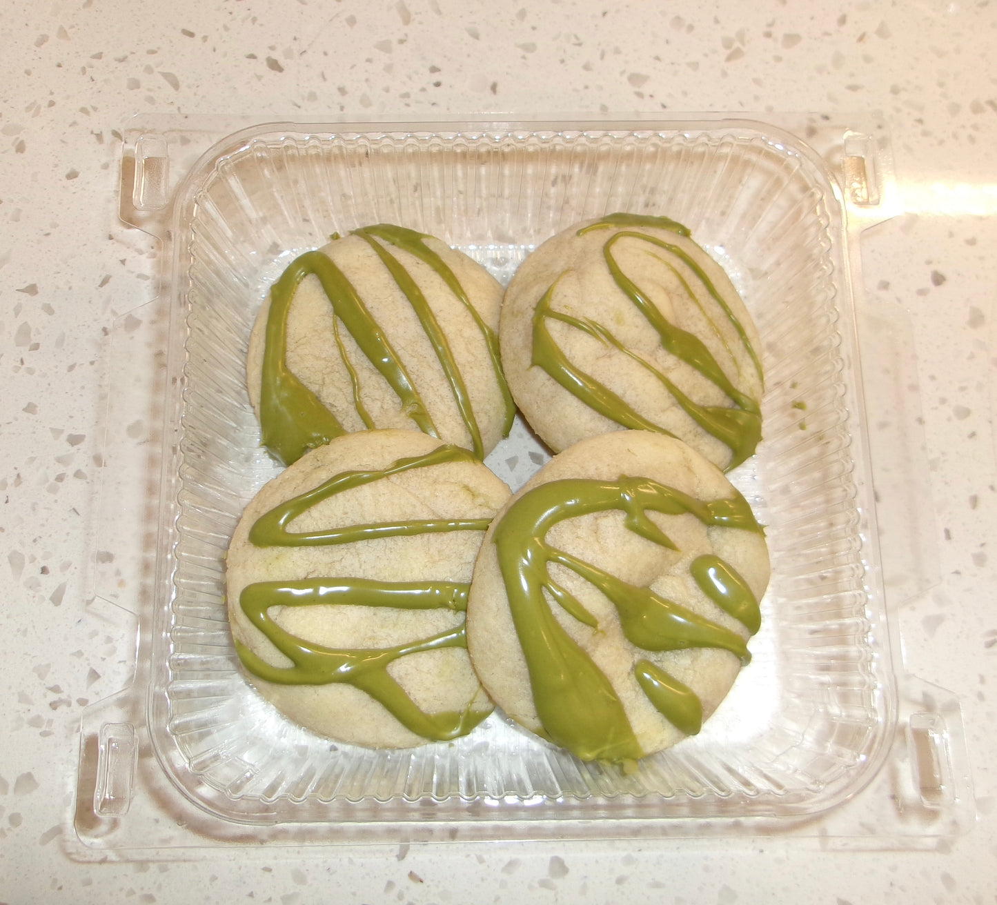 Pistachio-stuffed Sugar Cookie - 1 Cookie